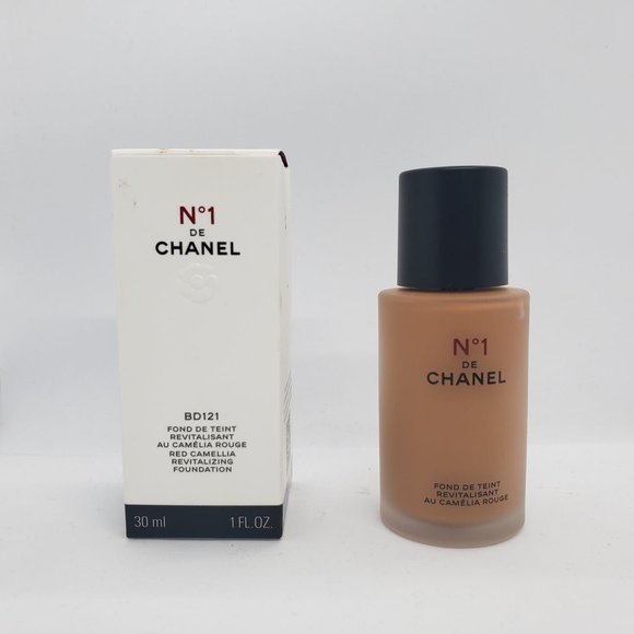 CHANEL, Makeup, Chanel No De Chanel Red Camelia Revitalizing Foundation  Bd121 New